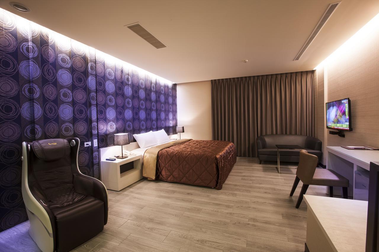 Foxdou Business Motel Tainan Buitenkant foto