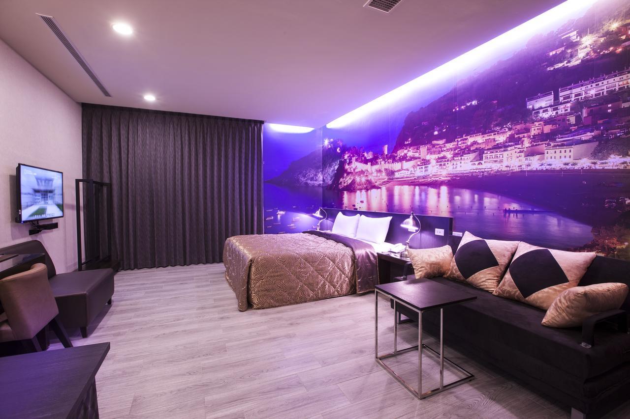 Foxdou Business Motel Tainan Buitenkant foto
