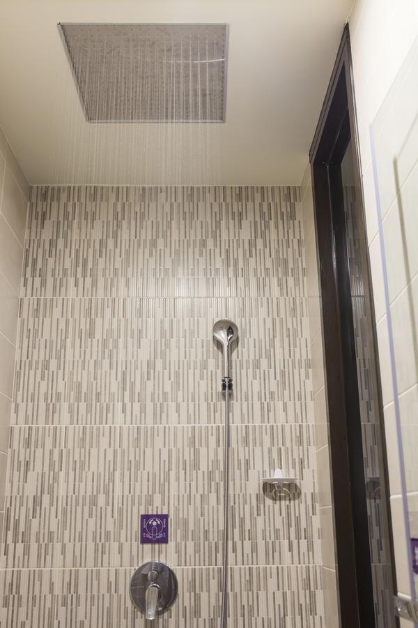 Foxdou Business Motel Tainan Buitenkant foto
